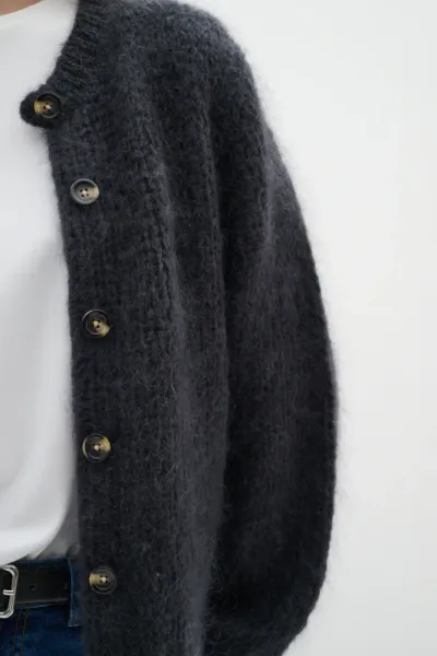 Cardigan Jetra Mohair Dark Grey Melange In Wear 