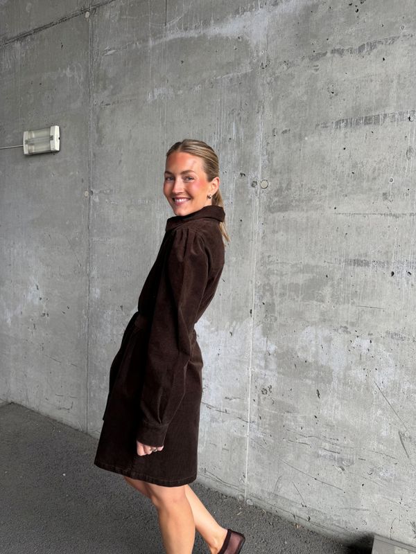 Cordkjole Runa Delicioso Selected Femme