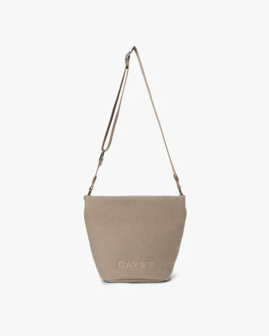 Hovedbilde Day Et Small Woolen Crossbody Veske Chocolate ...